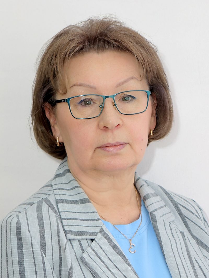 Кармаза Елена Владимировна.