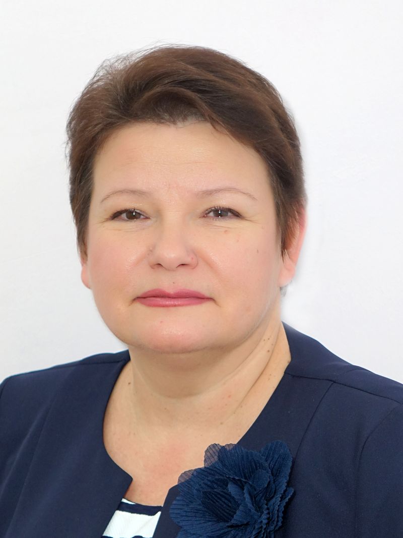 Ларюточкина Елена Николаевна.