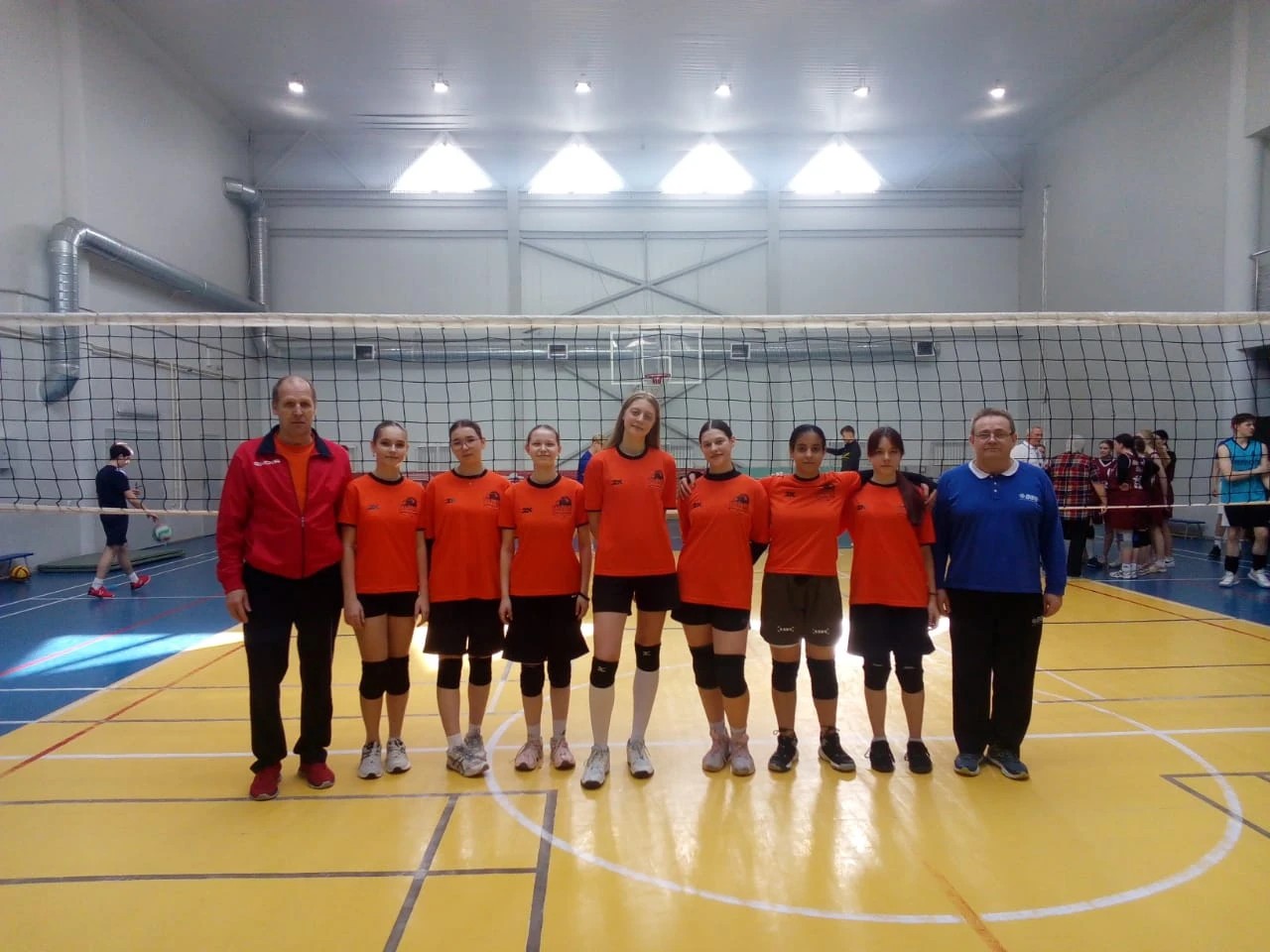 Районные соревнования Школьной спортивной лиги по волейболу.